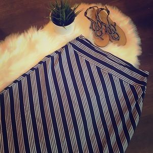 Navy blue and white Talbots skirt